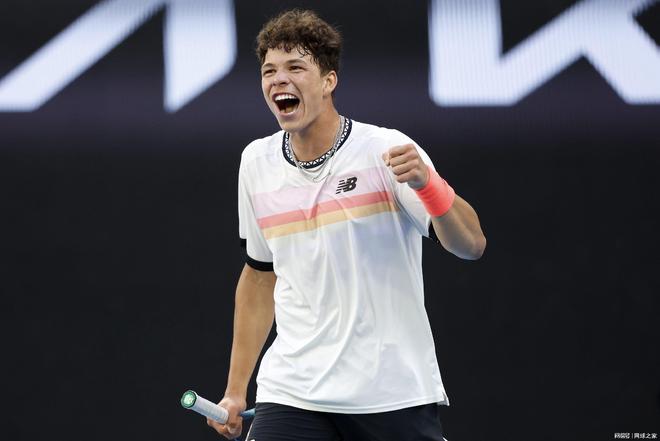 里尘土飞扬 里尘土飞扬